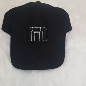 Black hat size L - XL